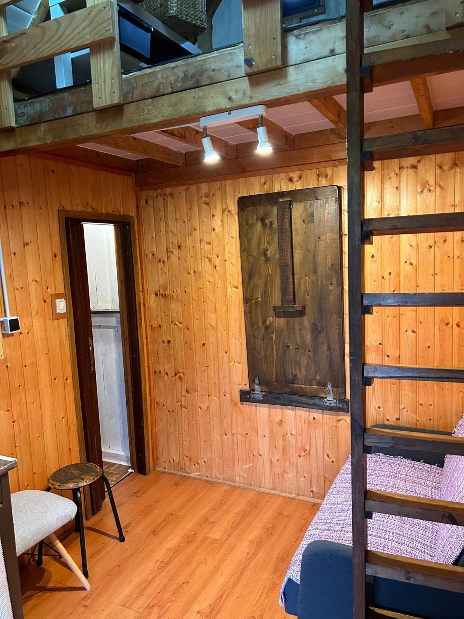 Camping A Grandella El Franco Rom bilde